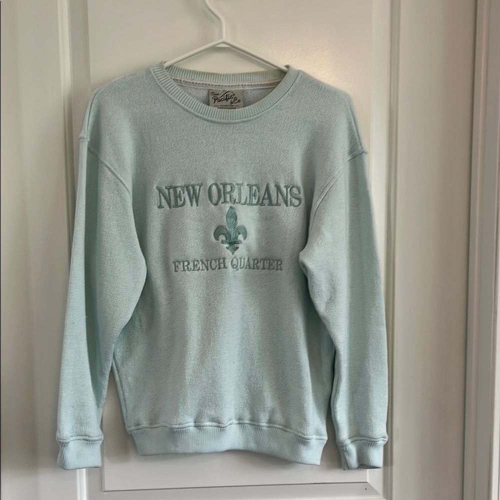 Pacific & Co sweatshirt size small